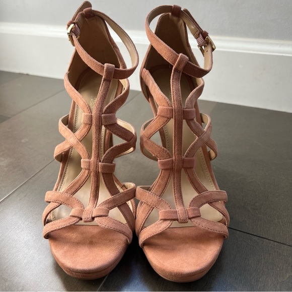 Michael by Michael Kors Peach Suede Strappy Heels Size 7.5 - Picture 3 of 10